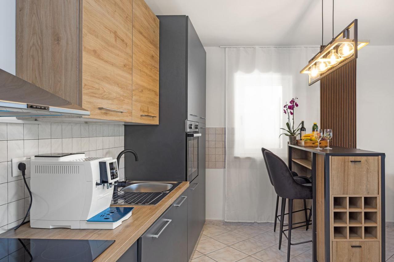 Romeo&Julia- Newly Refurbished Apartment Near Medulin Pomer Exterior foto